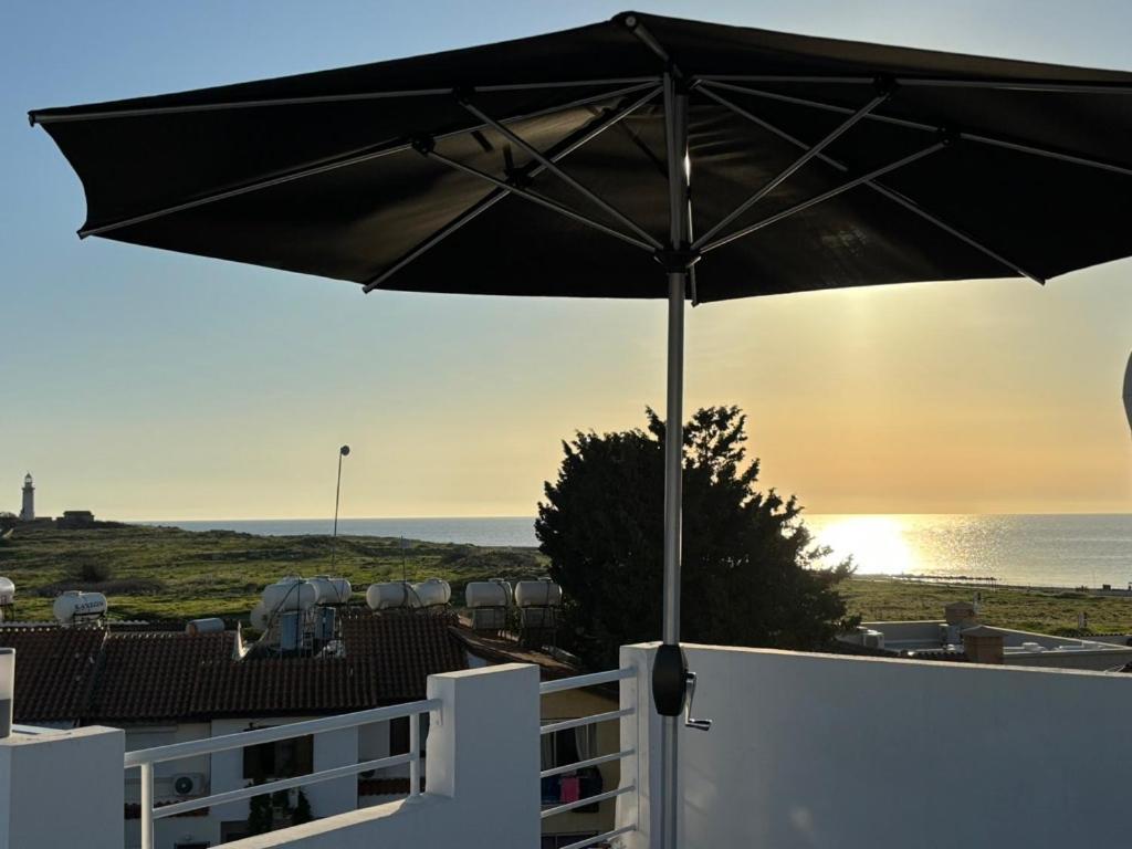 Venus Lighthouse 2B, Sea-View, Paphos Center 아파트 외부 사진