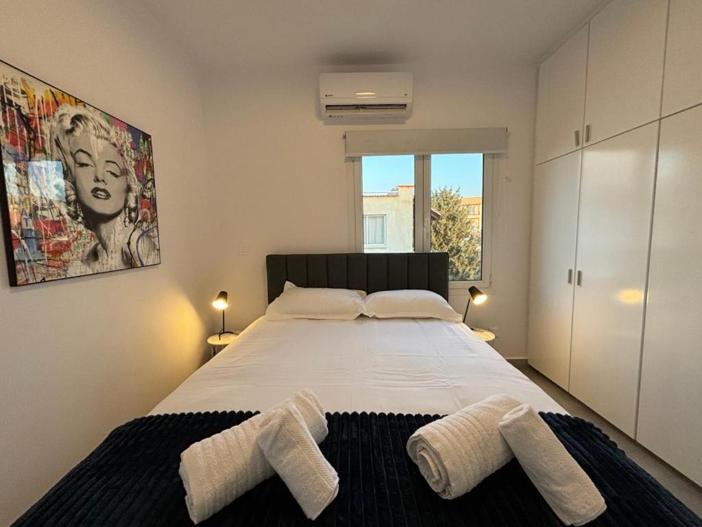 Venus Lighthouse 2B, Sea-View, Paphos Center 아파트 외부 사진